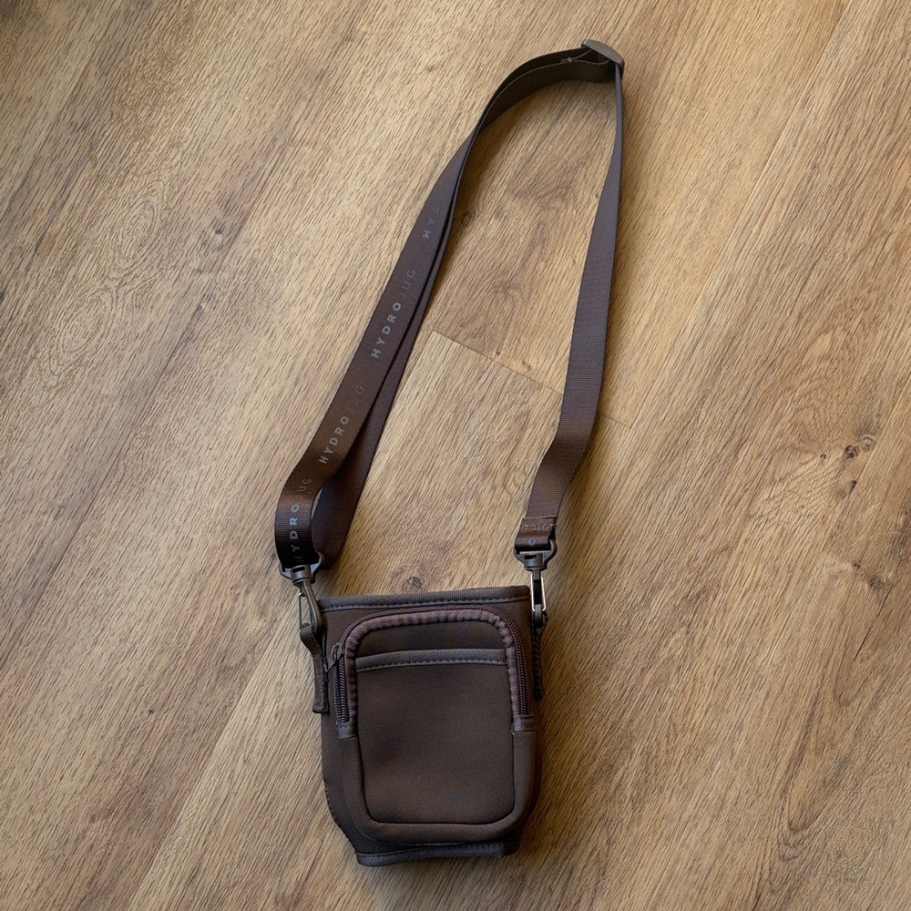 Hydro jug traveler sleeve
